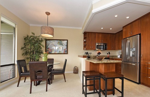 Kapalua Condo | Magnificent Gold Unit with Full Ocean View - Read the 100+ 5 Star Reviews!