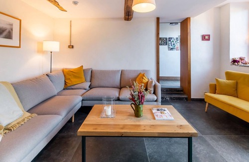 Vielsalm House | Magnificent holiday home in Vielsalm with bubble bath