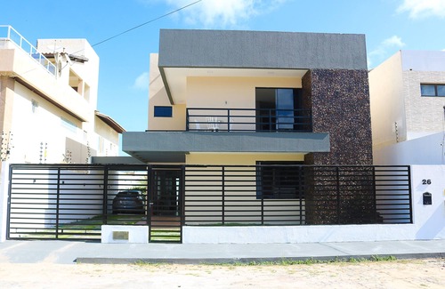 Atalaia House | Magnificent house on Aruana beach with swimming pool and barbecue area