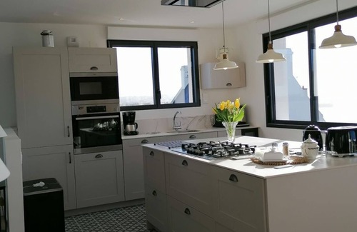 Audierne House | Magnificent house with exceptional sea view.