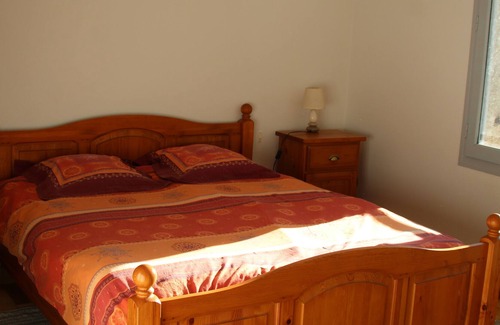 Marvejols House | Magnificent independent house domain of Lirio