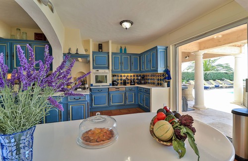 La Nartelle Villa | Magnificent, luxurious villa with a sea view and infinity pool