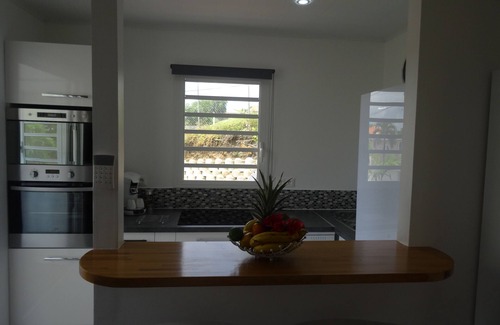 Le Robert House | Magnificent Luxury Lodge in a quiet residential area