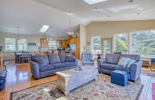 Seal Rock House | Magnificent Oceanfront Home with Incredible Ocean Views, Truly One of a Kind