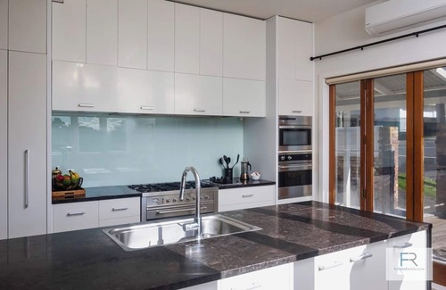 Grey Lynn House | Magnificent Parkside Retreat