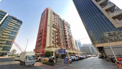 Barsha Heights House | Magnificent Partition Room in Barsha Heights Tecom