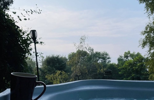 Canadensis House | “ Magnificent Pocono Getaway “