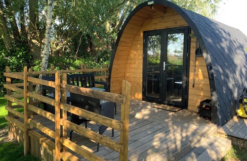 Cappelle-Brouck Ski Chalet | Magnificent "Pod" fully equipped self-catering cottage in the countryside near Bergues