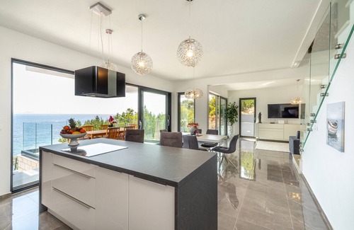 Prizba Villa | Magnificent Prizba Villa | 3 Bedrooms | Villa Seaside Haven | Stunning Sea.