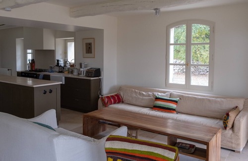 Lioux House | Magnificent renovated mas, comfort and exceptional views in the heart of the Luberon