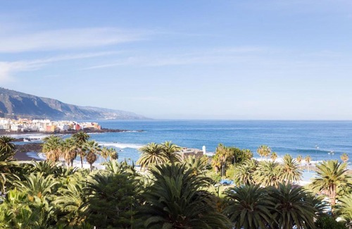 Puerto de la Cruz Apartment | Magnificent studio with a terrace overlooking the sea!