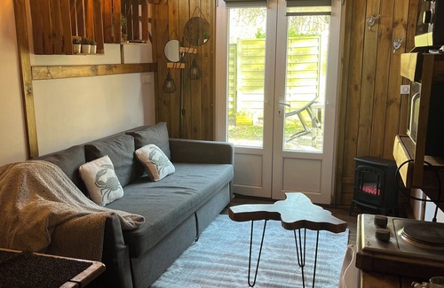 Etaples Ski Chalet | Magnificent Tiny House with garden and private spa 10 minutes from Le Touquet