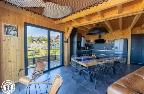 Besse-et-Saint-Anastaise House | Magnificent upscale chalet with exceptional views, located just minutes from the slopes