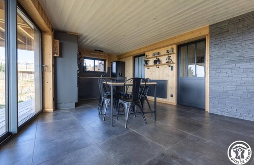 Besse-et-Saint-Anastaise House | Magnificent upscale chalet with exceptional views, located just minutes from the slopes