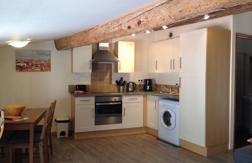 Carcassonne Apartment | Magnificent views of Carcassonne Cite ramparts (Monet)