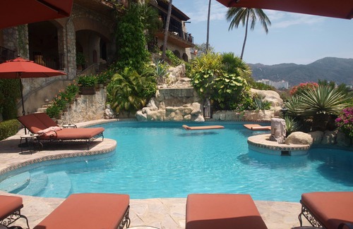 Magallanes House | Magnificent Villa, 7 min to beach. Access thru Hotel Villa Vera.24/7 security.
