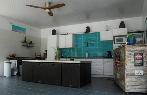 Limendous Villa | Magnificent villa with swimming pool