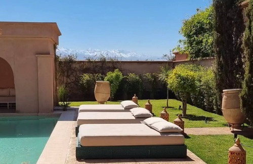 El Aggada Villa | Magnificent Villa with Privat Garden and Pool in, the ideal Marrakech getaway!