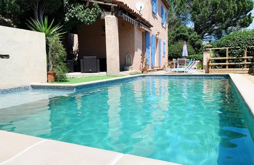 Grimaud House | Magnificent villa with panoramic views.