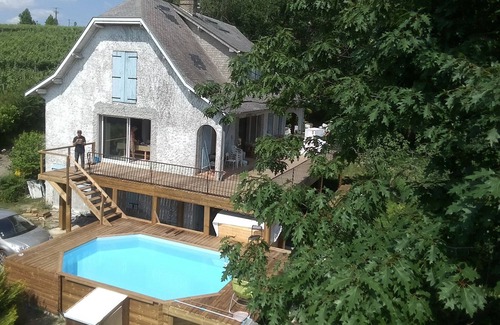 Jurancon House | Magnificent villa with mountain views in Jurançon for 08 to 16 people