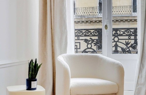 Gaillon Apartment | MAGNIFICIENT LUXURY170M2 IN THE CHIC DISTRICT OF PALAIS ROYAL- VENDOME-TUILERIES