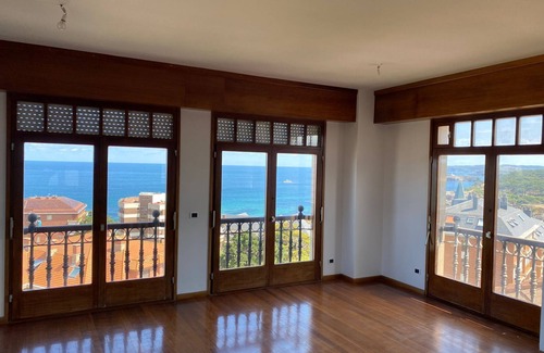 Santander Apartment | Magnifico Departamento de 3 Pisos en el Sardinero