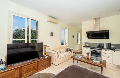 Roquebrune-Cap-Martin Apartment | Magnifique Pool House à 2 min de Monacoap-martin