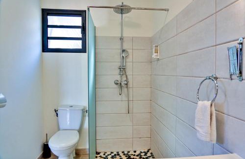 Case-Pilote Apartment | Magnifique appartement MISIK vue sur mer, piscine