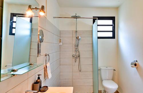 Case-Pilote Apartment | Magnifique appartement Wonm Vue mer & pisicine