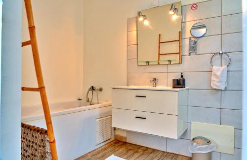 Case-Pilote Apartment | Magnifique appartement Wonm Vue mer & pisicine