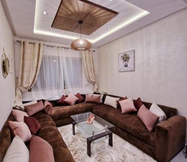 Quartier Des Mimosas Apartment | Magnifique Appartement de Luxe en plein centre ville
