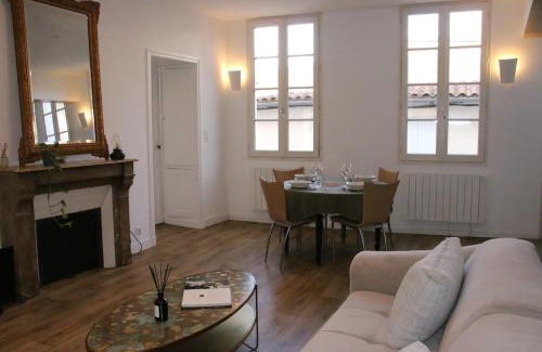 Cognac Apartment | Magnifique appartement - Hyper centre Vieux Cognac