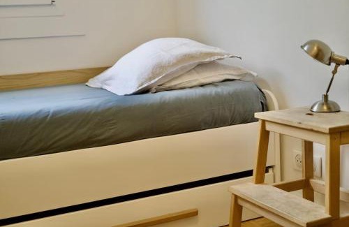 Combat Apartment | Magnifique appartement - Parc des Buttes Chaumont