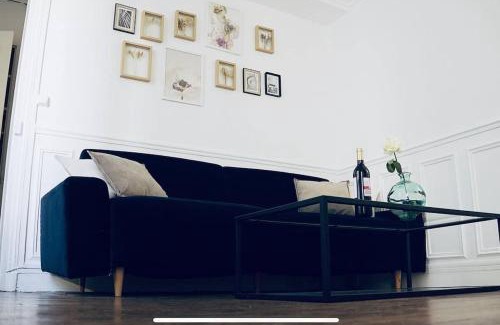 Faubourg Saint-Germain Apartment | Magnifique appartement Tour Eiffel