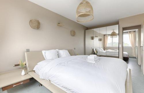 Chatillon Apartment | Magnifique Appt Tour Eiffel à 10min de Paris - 6P