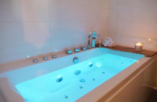 Centre Ville Apartment | Magnifique cocon