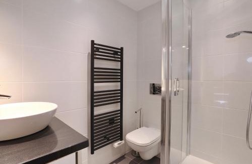 Courchevel Apartment | Magnifique duplex 3 chambres à Courchevel avec balcon, parking, et WIFI - FR-1-575-107