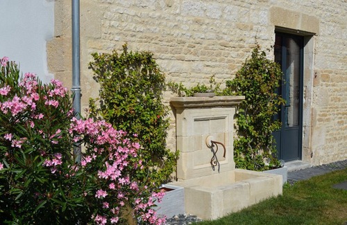 Aigrefeuille-d'Aunis House | Magnifique Batisse Xviii