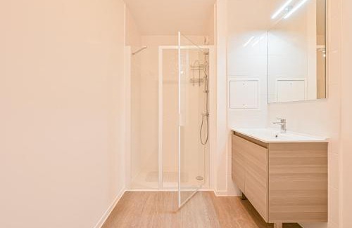 Pierrefitte-sur-Seine Apartment | Magnifique Appart Tram Parking 4pers