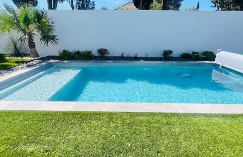 Les Camoins Bed & Breakfast | Magnifique loveroom
