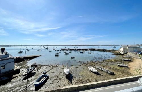 Port-Louis House | Magnifique maison bourgeoise 280 m2 Face au port