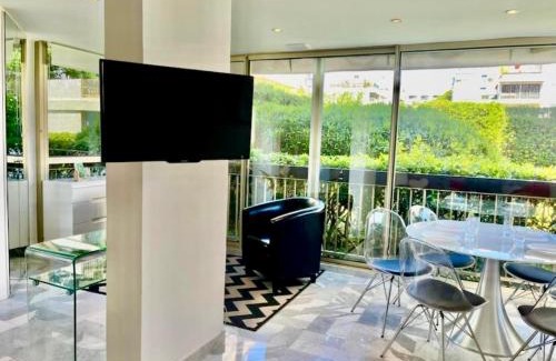 Mandelieu-la-Napoule Beach Apartment | MAGNIFIQUE t2 RÉSIDENCE LUXE MANDELIEU CANNES PLAGE PRIVÉE PISCINE TENNIS RESTAURANT
