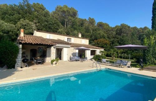 Saint-Paul-de-Vence Villa | magnifique villa