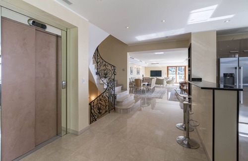 La Turbie House | Magnifique Villa 5 Chambres vue mer La Turbie