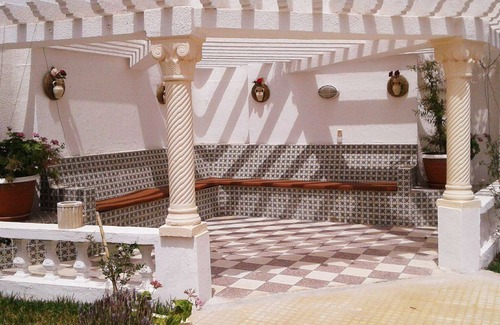 Sidi Bou Ali Villa | Magnifique villa avec piscine privée à Chott Mariem