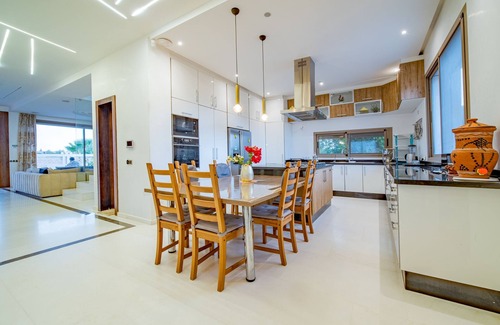 Marrakech Villa | Magnifique Villa Av. Mohamed 6