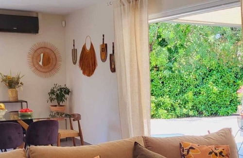 Labeaume Villa | Magnifique Villa Avec Piscine 'casa Mama'