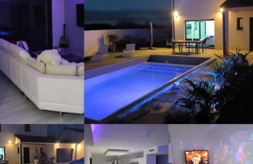 Merville Villa | magnifique villa avec piscine et spa