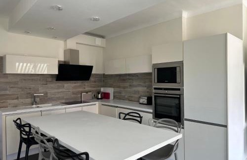 Mediterranee Apartment | MAGNIFIQUE VUE MER F2 45 m2, parking surveillé Linge de maison inclus