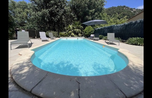 Sorede Villa | Magnifiquement calme, villa spacieuse de 4 chambres avec piscine privée
